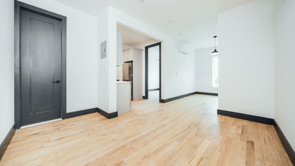 921 Gates Ave #3R Brooklyn, NY 11221 - Photo 1