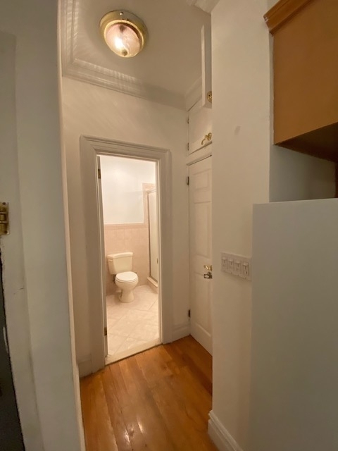 237 West 10th Street - Photo 2