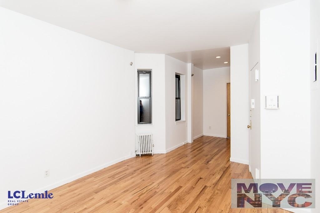 305 East 78th Street - Photo 0