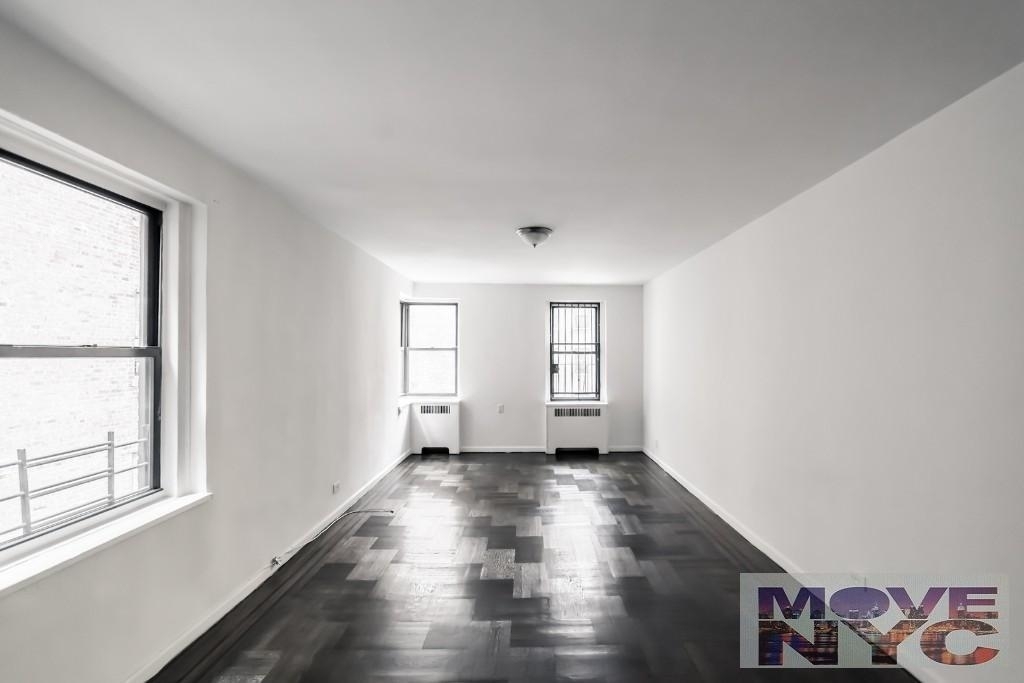 690 Fort Washington Avenue - Photo 1