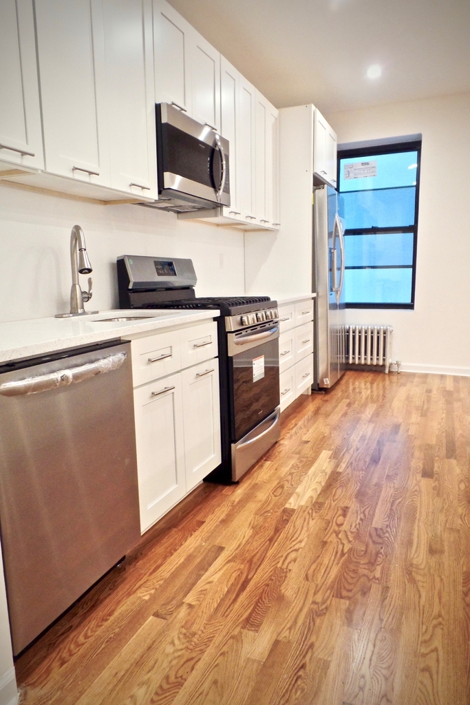 97 Brooklyn Avenue - Photo 10