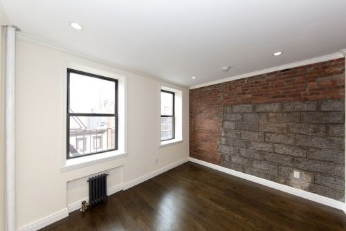 27 Avenue C - Photo 2