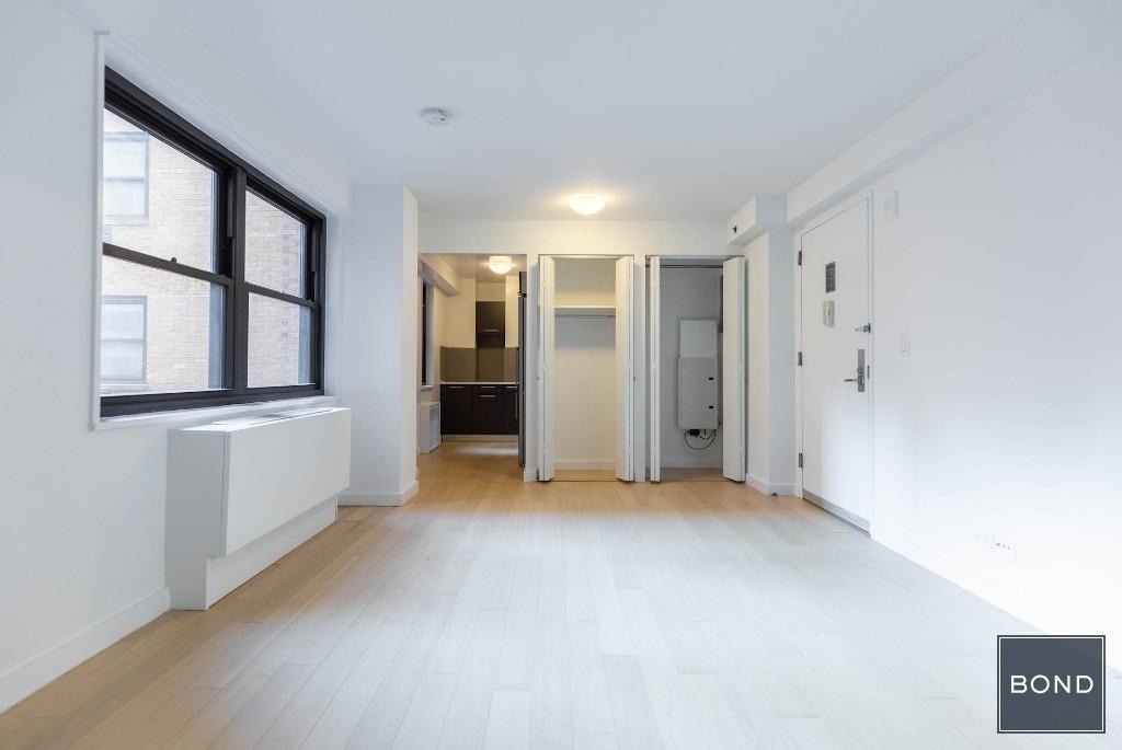 222 East 39th Street - Photo 6