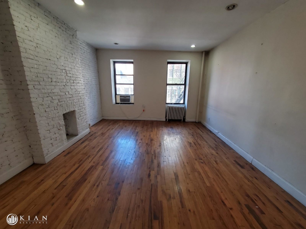 332 West 47th Street - Photo 0