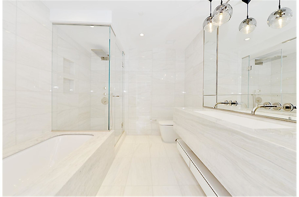 135 West 52nd St - Photo 9