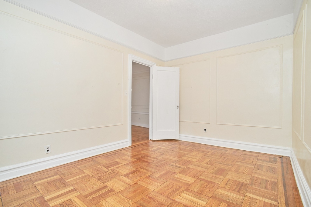 518 East 51st St. - Photo 7