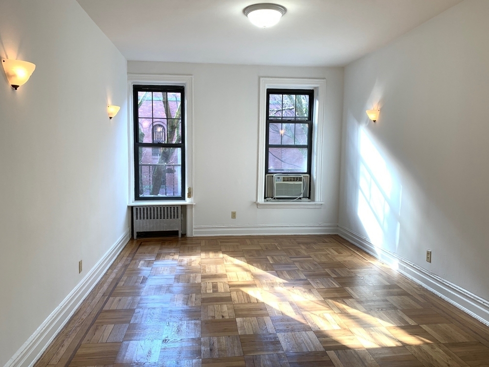 417 14th Street - Photo 1