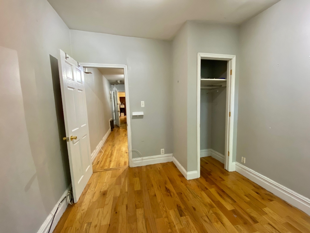 707 Sterling Place - Photo 4