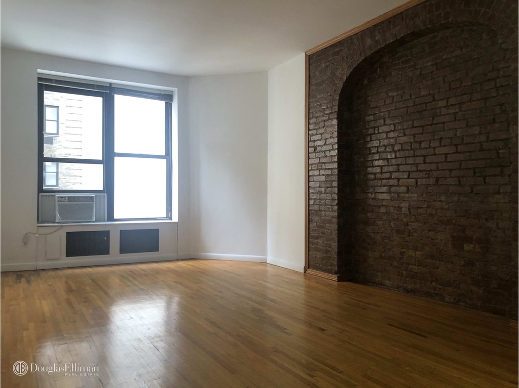 117 West 58th St - Photo 0