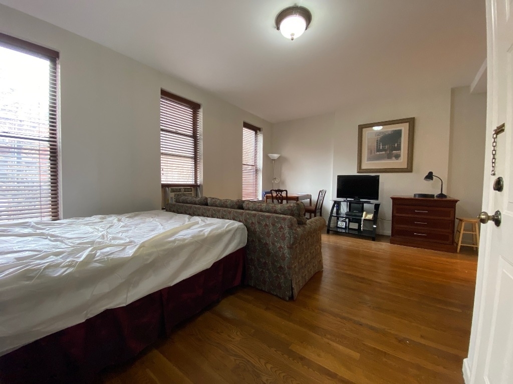 159 West 71st Street - Photo 7