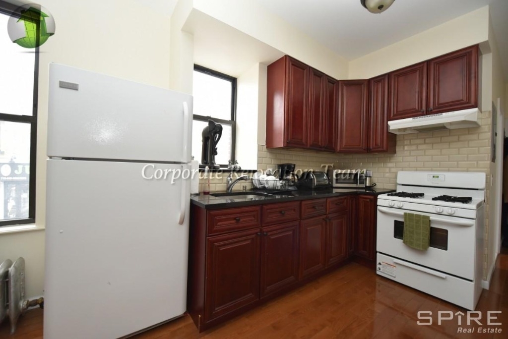 34-24 30th Avenue - Photo 7