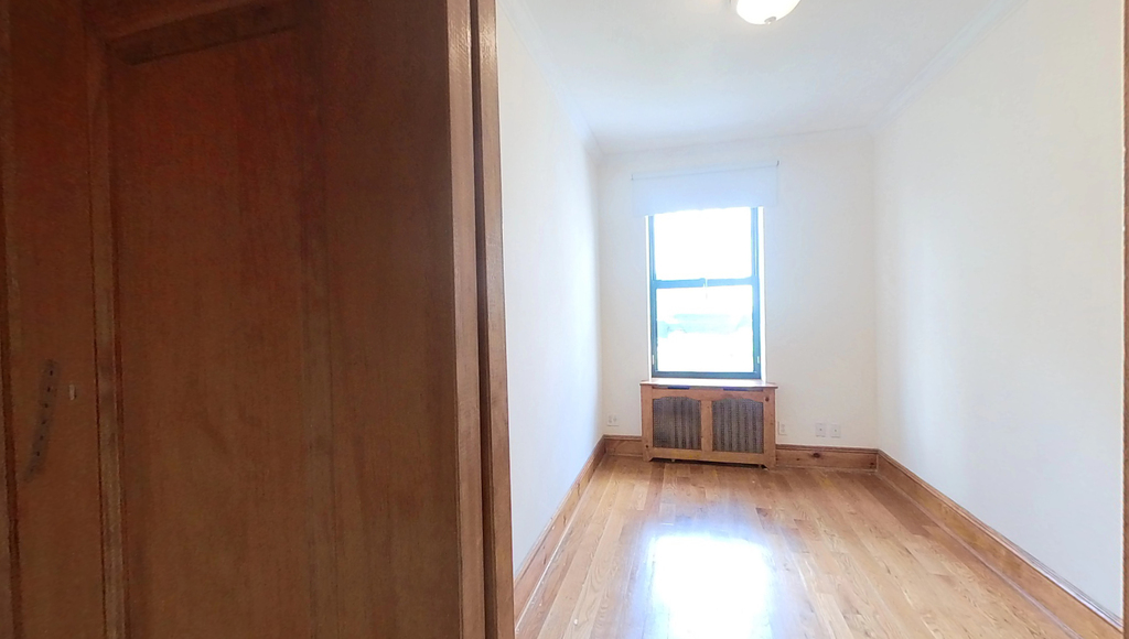 314 West 104th Street - Photo 8