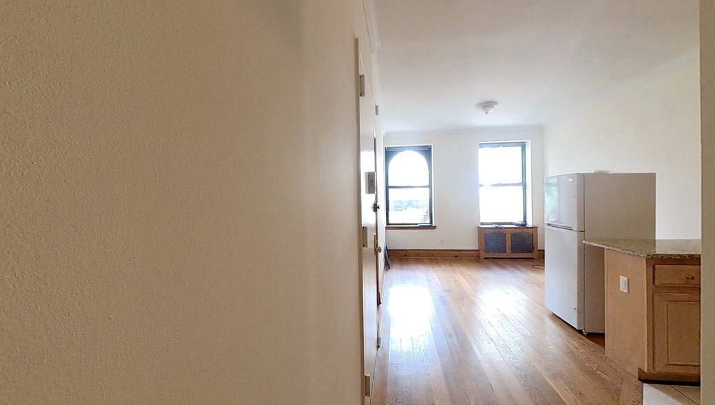 314 West 104th Street - Photo 7