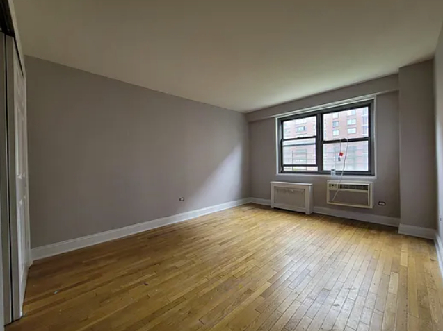 Central Park West  - Photo 2