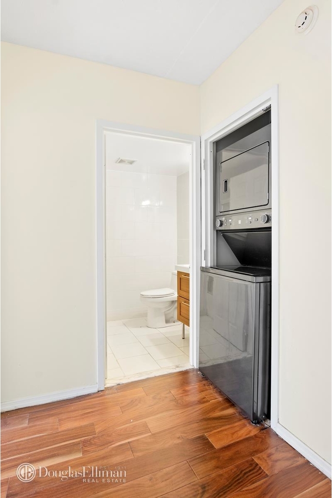 223 West 121st St - Photo 5