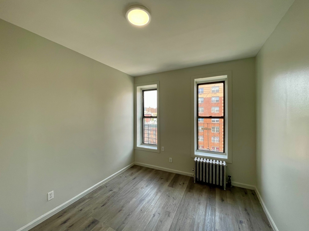 424 East 116th Street - Photo 4