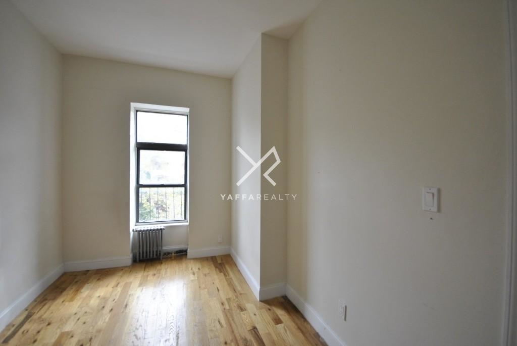 289a Monroe Street - Photo 2