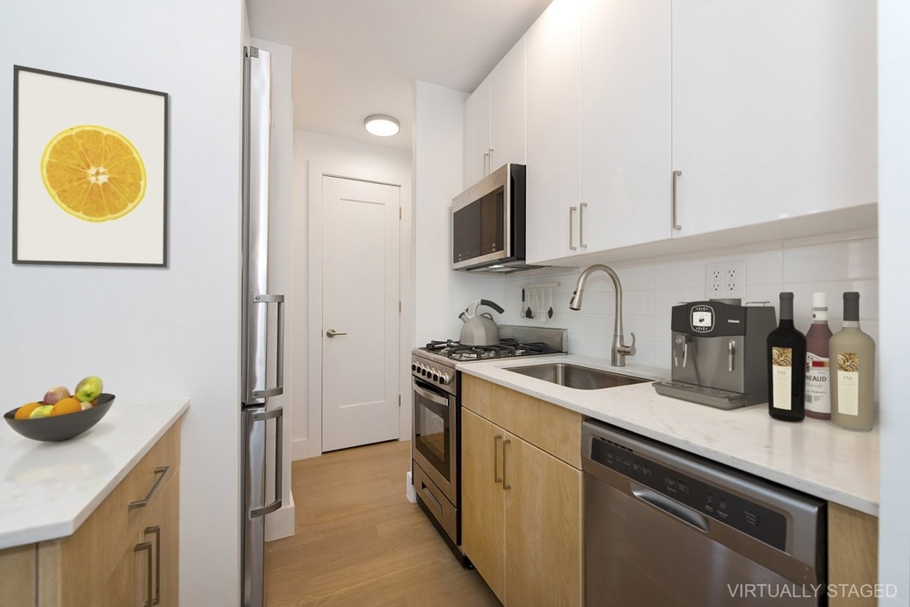 45 W 139th St - Photo 3