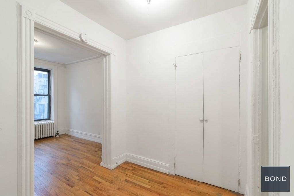 1731 Second Avenue - Photo 3