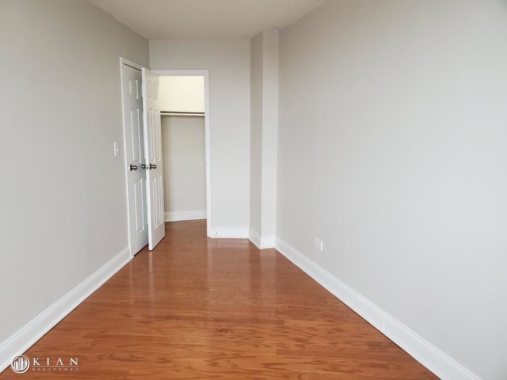 3333 Broadway - Photo 14