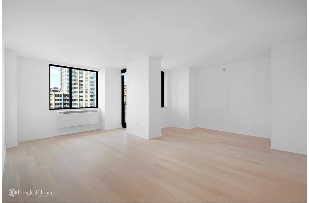 75 West End Avenue - Photo 3