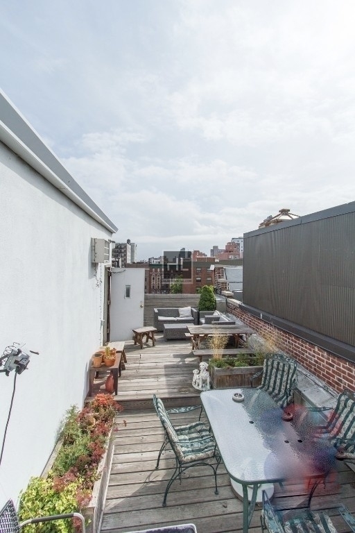 225 Mott Street - Photo 6