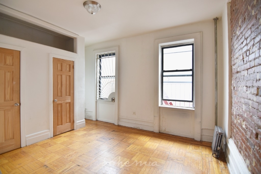 555 West 151st Street - Photo 1