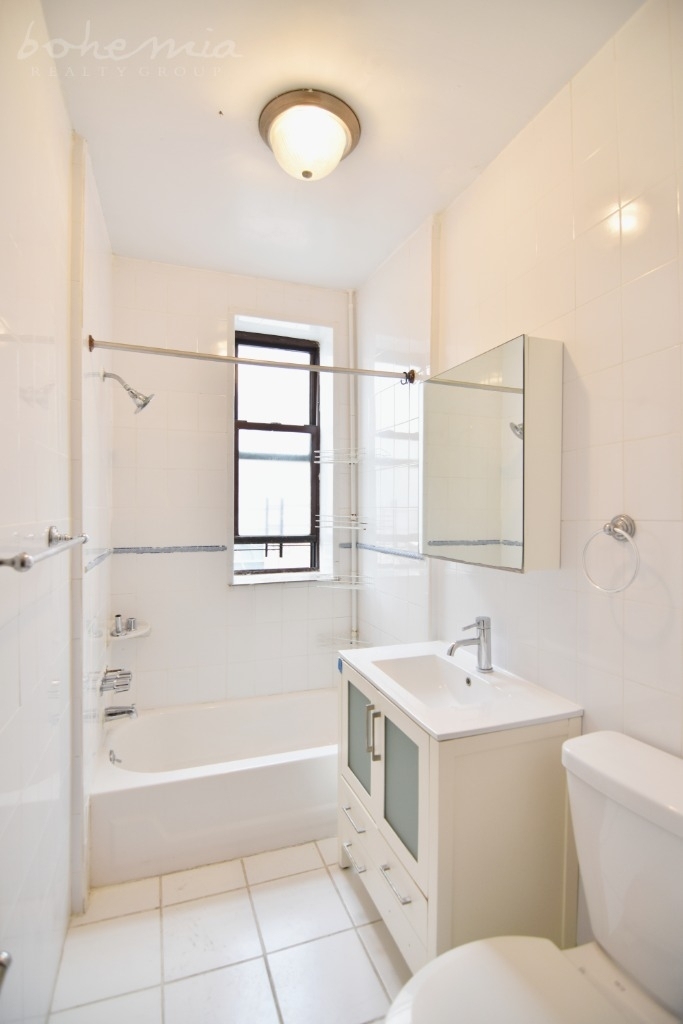 555 West 151st Street - Photo 4