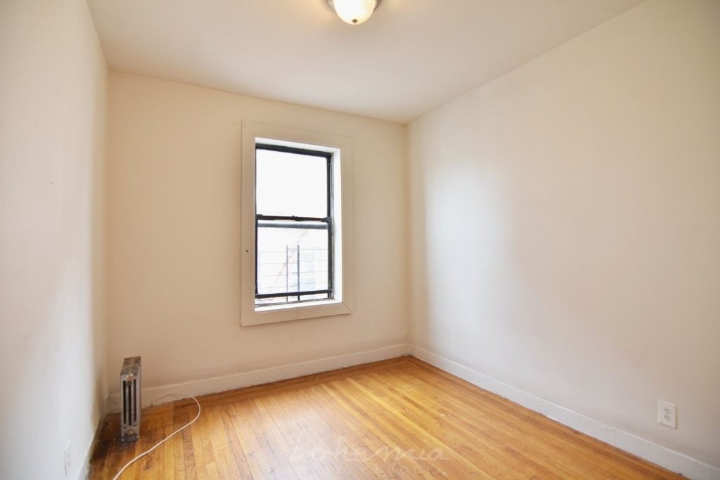 555 West 151st Street - Photo 2