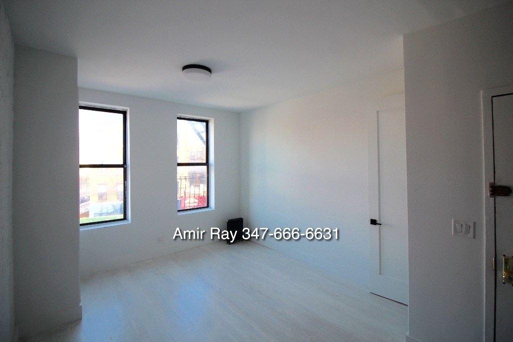 750 washington ave  - Photo 4