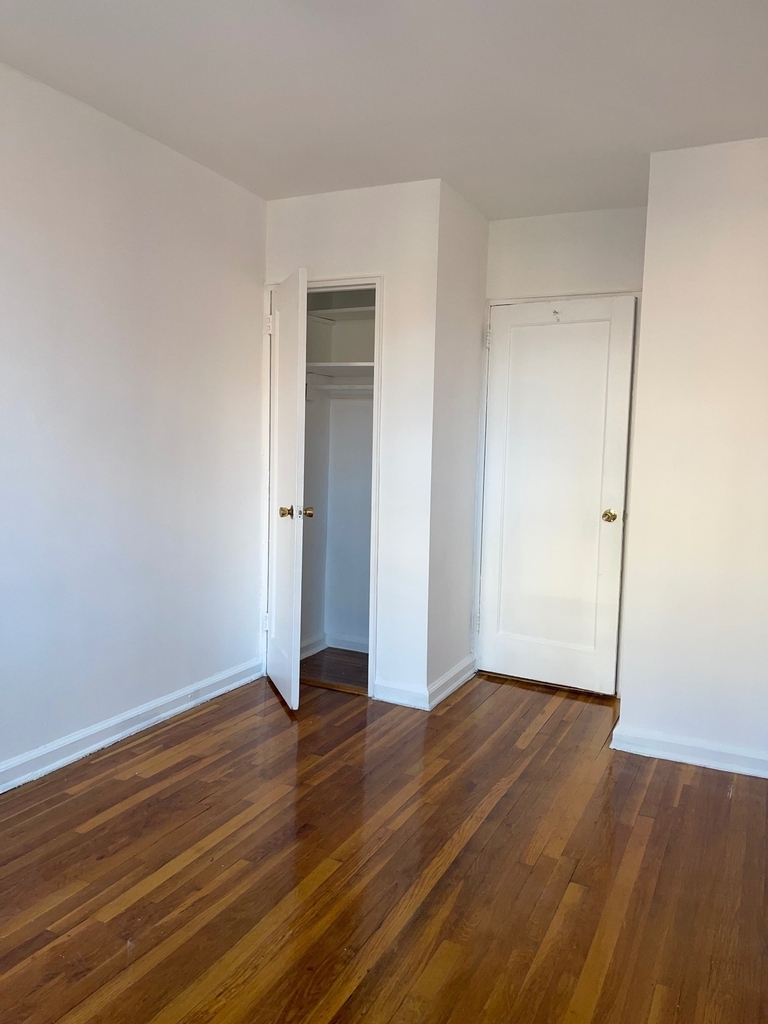 66th Avenue, Rego Park, NY 11374 - Photo 10
