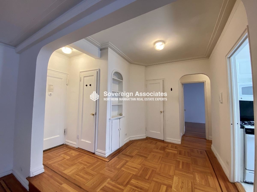 600 West 218th Street - Photo 3