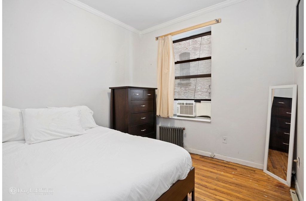 65 West 107th St - Photo 3