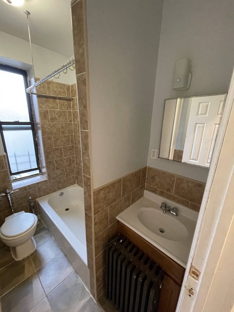 2502 Avenue D - Photo 9