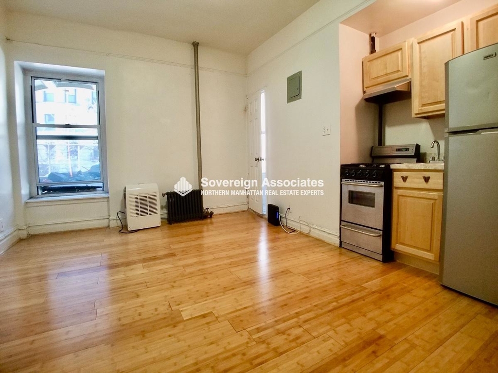 936 West End Avenue - Photo 1