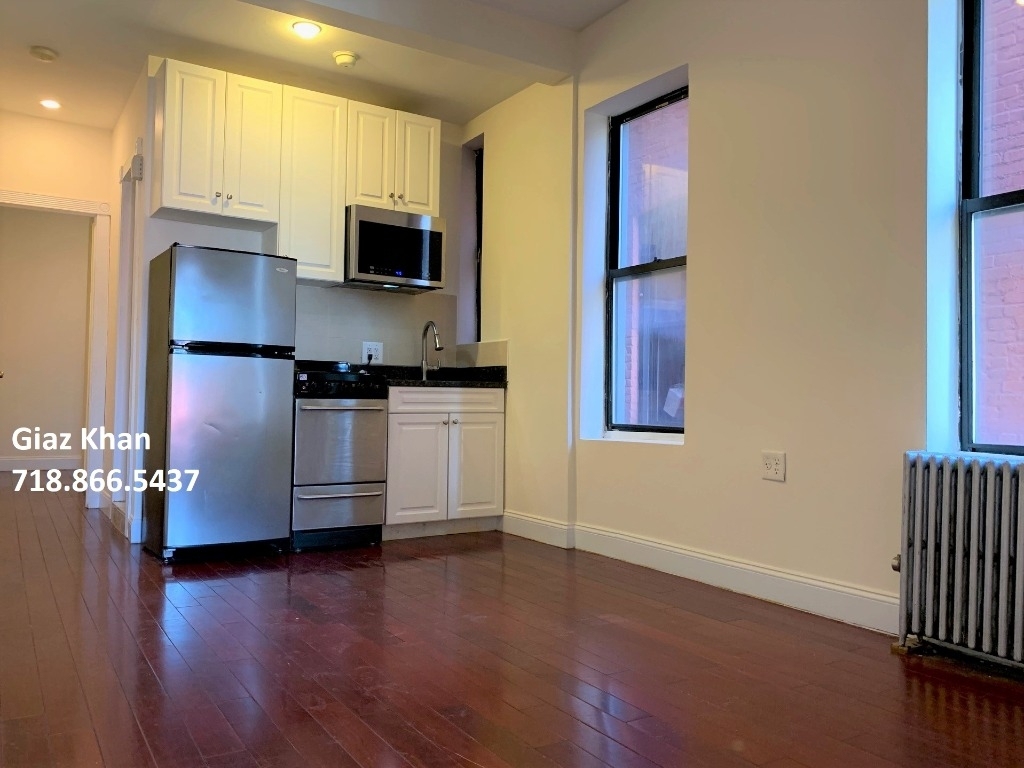 111 East 7th St - Photo 1