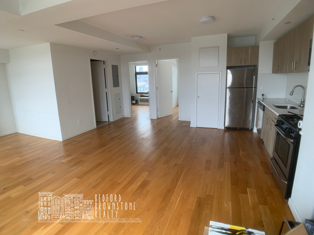 618 Bushwick Ave - Photo 2