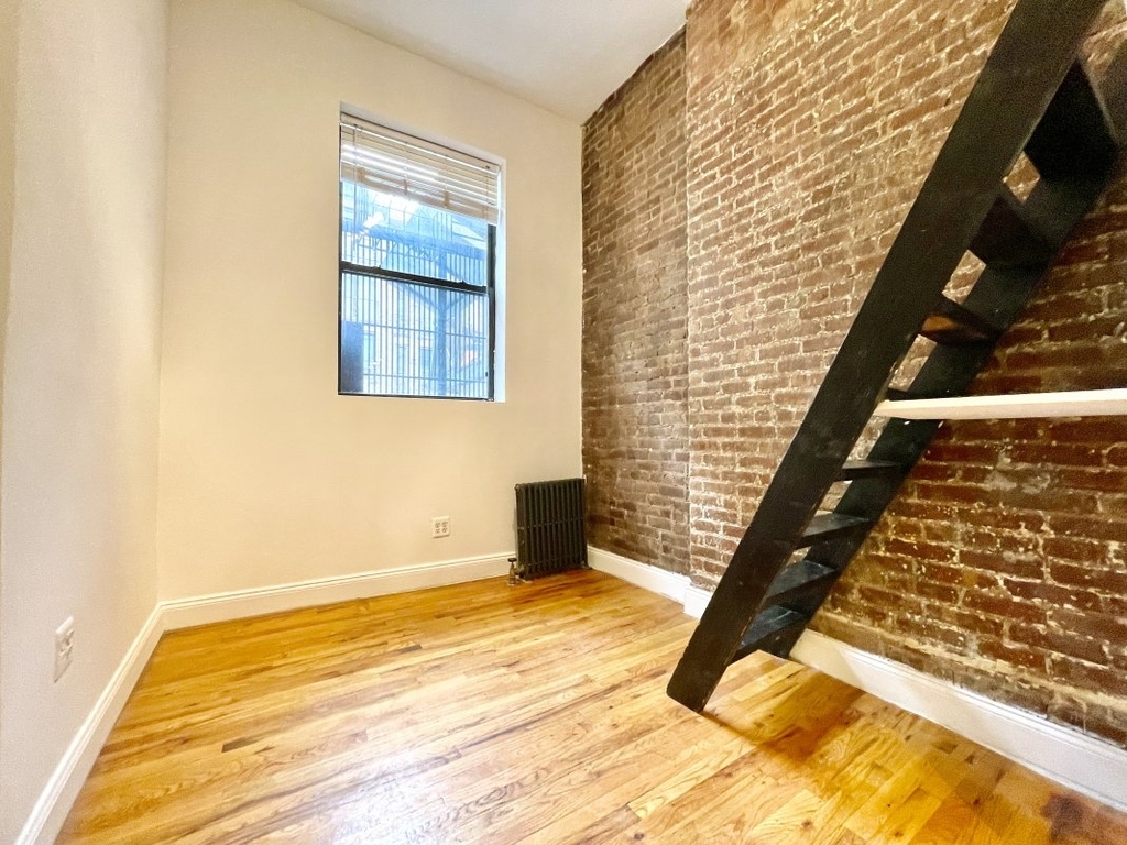 474 West 146th Street - Photo 2