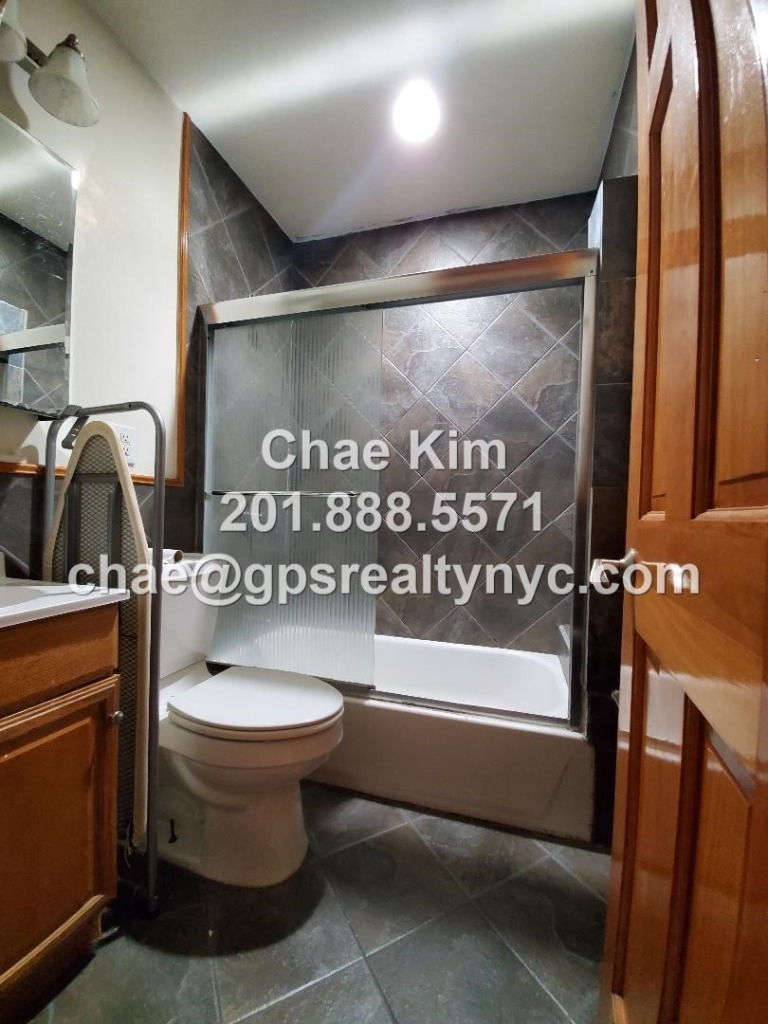 336 East 94th Street - Photo 7