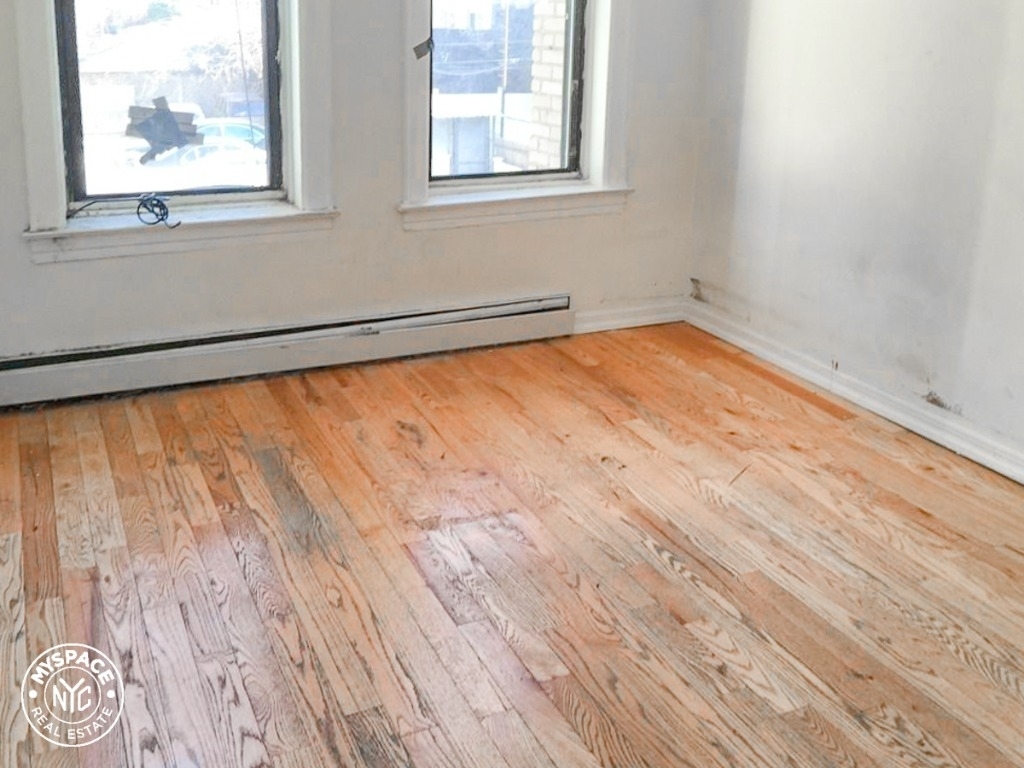 1215 Nostrand - Photo 3