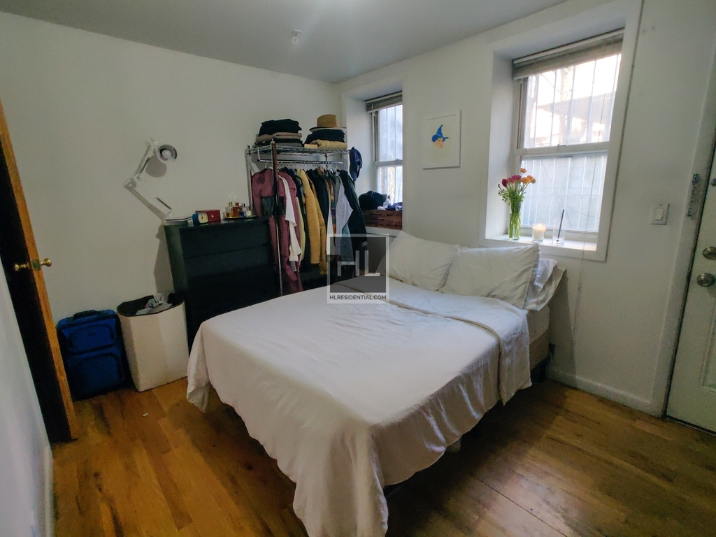 521 East 12 Street - Photo 1