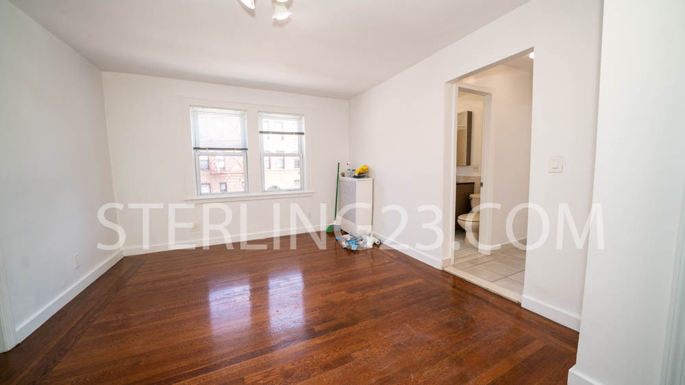 21-34 28th Street - Photo 10