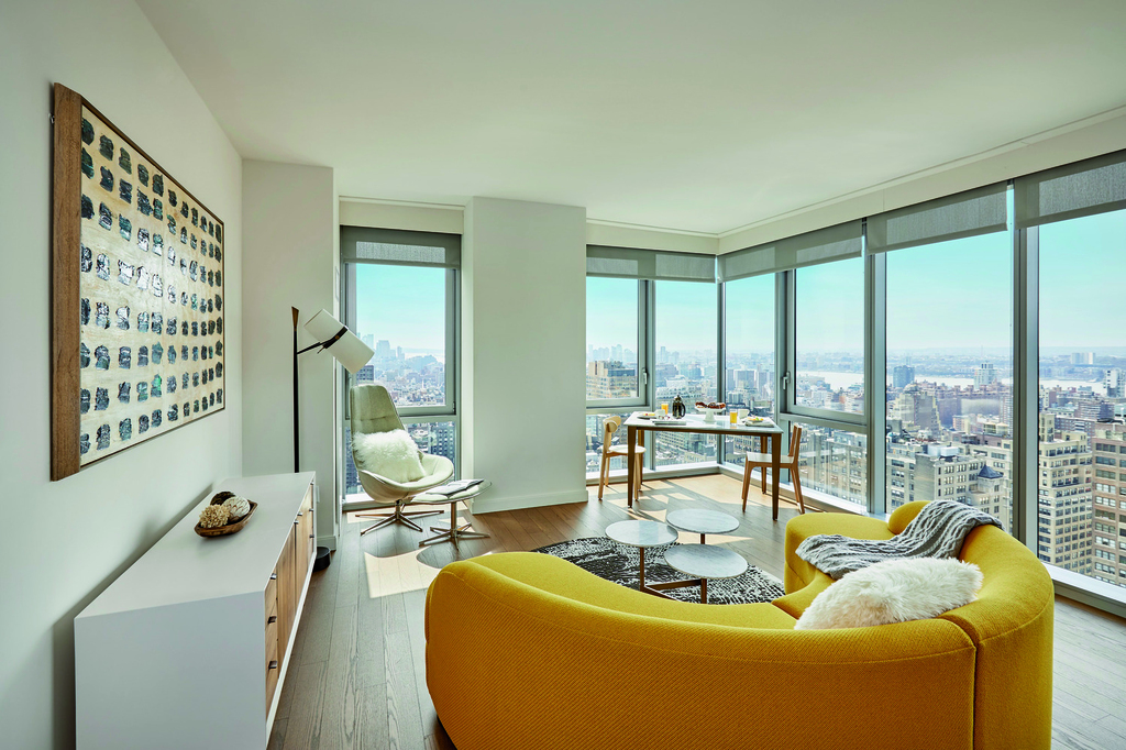 100 West 31st Street - Photo 2