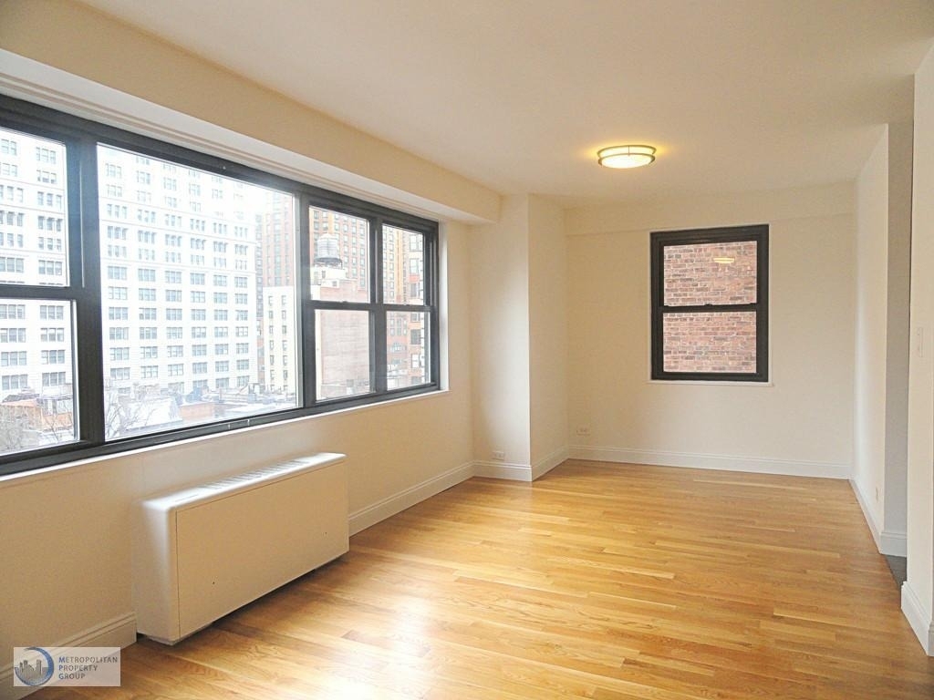 145 East 16th Street - Photo 2