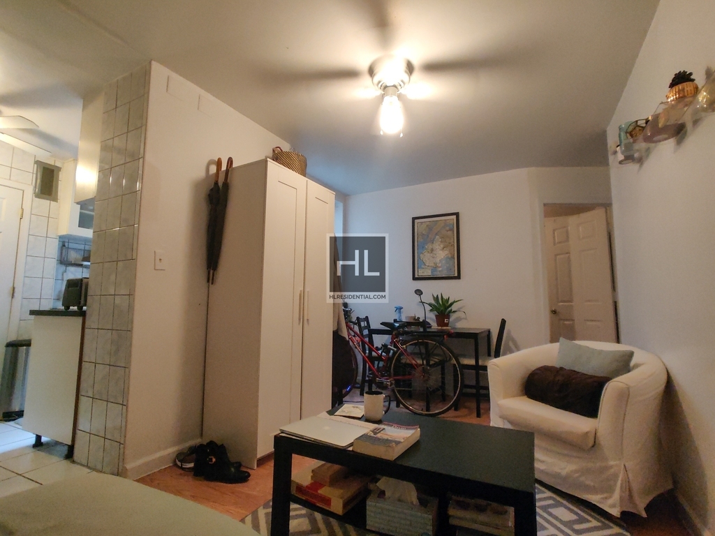 124 Mott Street - Photo 13