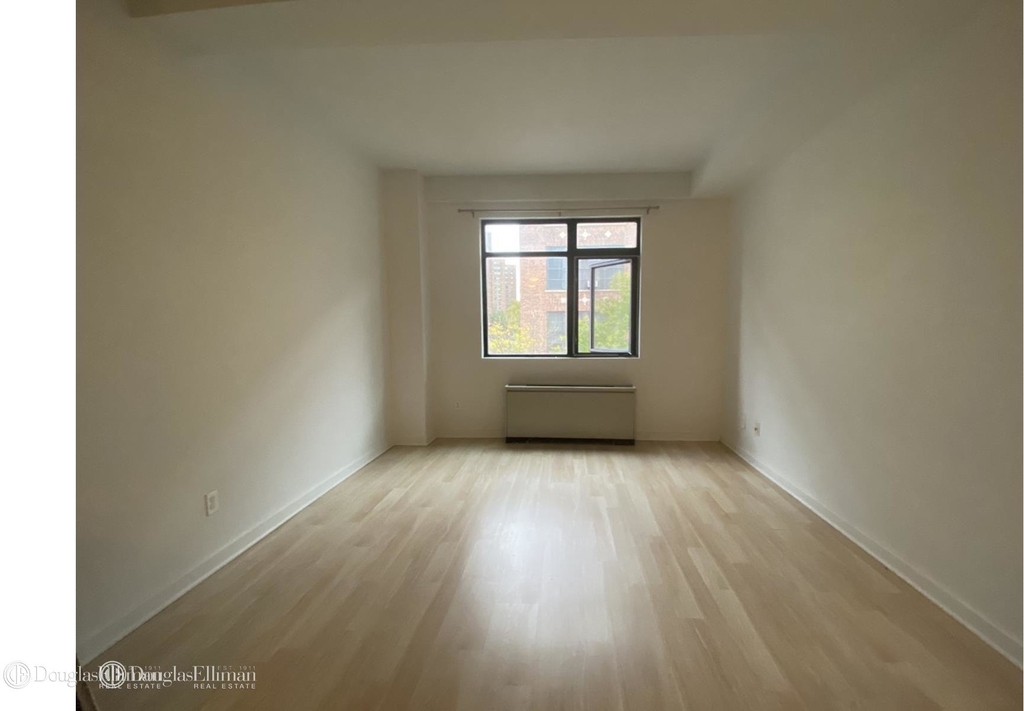 416 East 120th St - Photo 1