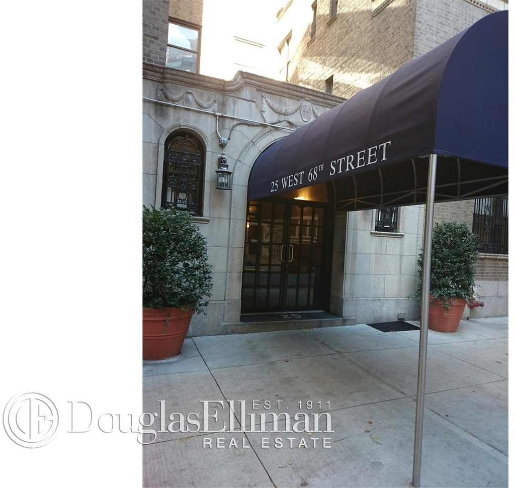 25 West 68th St - Photo 0