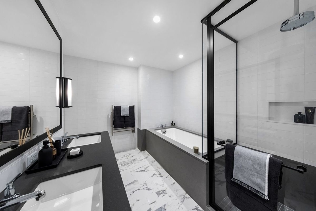 West  79 Street  - Photo 4