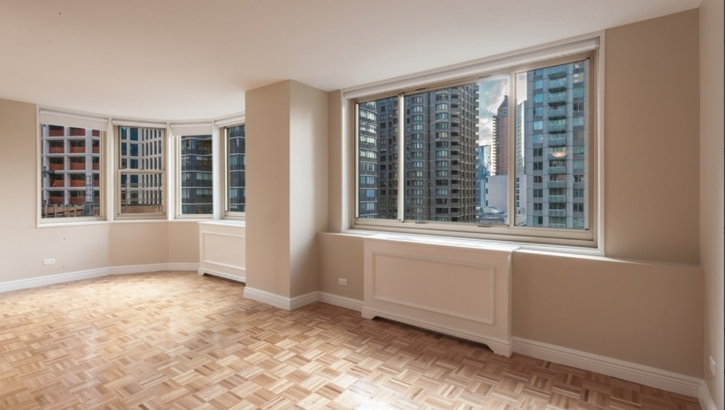 30 West 63rd Street - Photo 1