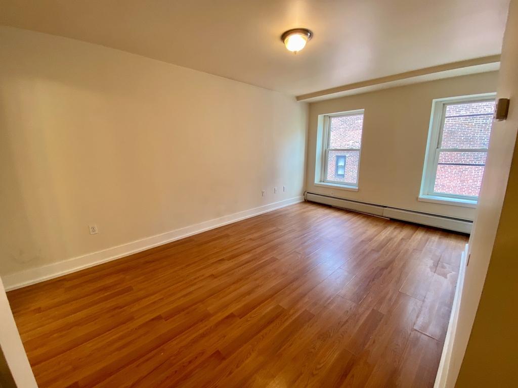 797 Lexington Avenue - Photo 1